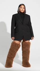 Yes, they’re dramatic. That’s the point. EXTREME thigh-high shearling boots. Luxury doesn’t whisper. ✨www.shaniarose.com✨ | Rose Collections, LLC