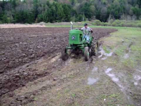 John Deere LA Plowing