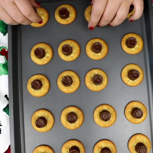 245K views · 478 reactions | RITZ ROLO COOKIES...literally the easiest dessert you can make and they're SO good!! Recipe--> https://www.craftymorning.com/ritz-rolo-cookies . | Crafty Morning | Facebook
