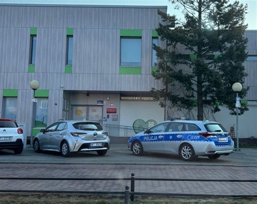 Seria alarmów w szkołach. Policja potwierdza