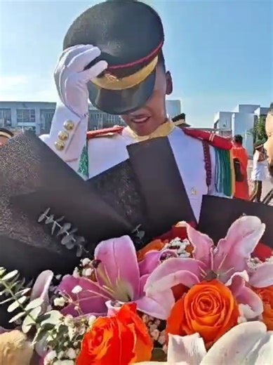 My proudest moment — having my Hadie Hafiizan back home after completing his 2-year journey as a Putera at Maktab Tentera Diraja. From a boy to a young man, shaped by discipline, resilience and honour. Alhamdulillah, so proud of you, son. #maktabtenteradiraja #mtd #ROYALMILITARYCOLLEGE #RMC #VALOUS