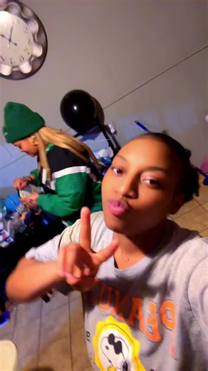 africanqueeen (@africanqueeen)’s videos with original sound - 2 Smooth