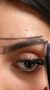 Eyebrows a little uneven? Try this hack to get the perfect arch! #eyebrowtutorial #makeuphacks #howto | Beautylicious by Jellysmack