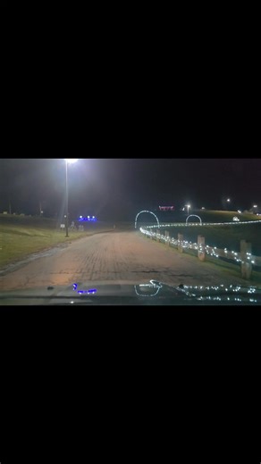 Here is the North Strabane Township Parks & Recreation Pa holiday light drive thru. Which will not be up too much longer. Sadly it won't let the music play through the whole video.🤷 | The Tristate explorer