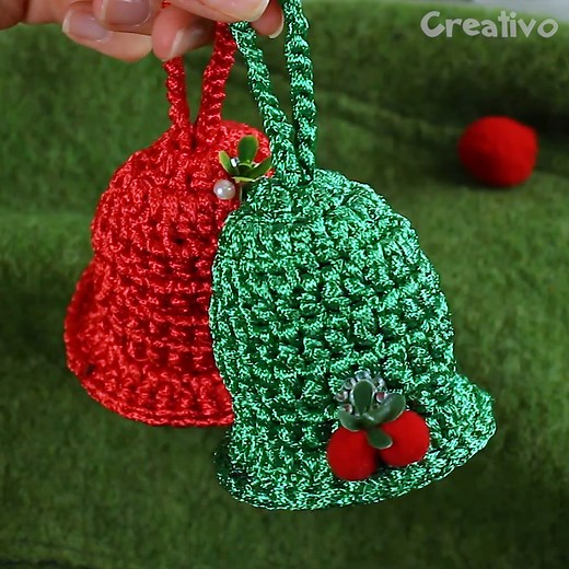6.4K views · 83 reactions | Comment faire des cloches de Noël au crochet  | Creativo France | Facebook