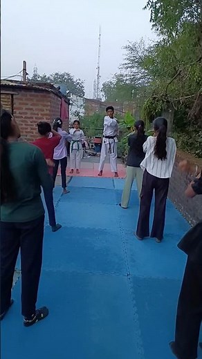 #learning#karate#block#kickboxing#shorts#viral#youtubeshorts#youtube#wkf#karate#judo#taekwo#ytshorts