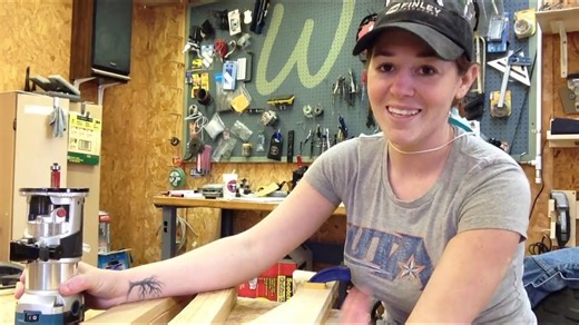 Explain how a flush trim router bit works for clean edges