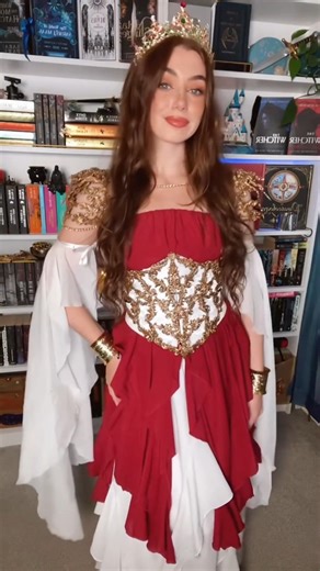 scarletdarkness_brand on Instagram: "Dress like a fantasy princess this Christmas！ #fantasy #disneyworld #fairy #christmas2025 #fairytale #trending2025 #renfaire"