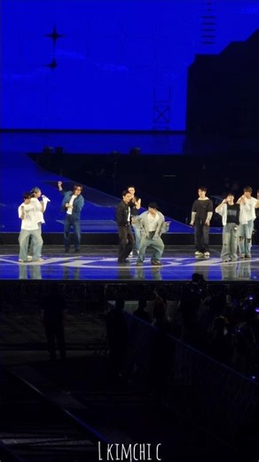 250928 SEVENTEEN WORLD TOUR [NEW_] IN HONGKONG - CXM - 5, 4, 3 (Pretty woman)