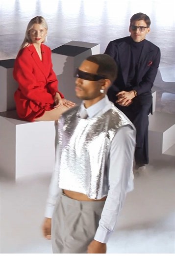 Futuristic Walk to the Next Round at Germany's Next Topmodel