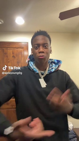 Eugh Eugh: Melbourne City Memes and Songs