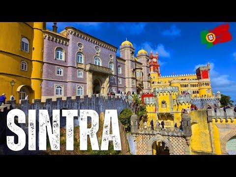 Sintra – This palace looks like something straight out of a fairy tale