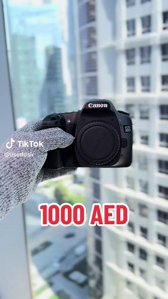 Canon EOS 30D كاميرا DSLR للبيع في الإمارات