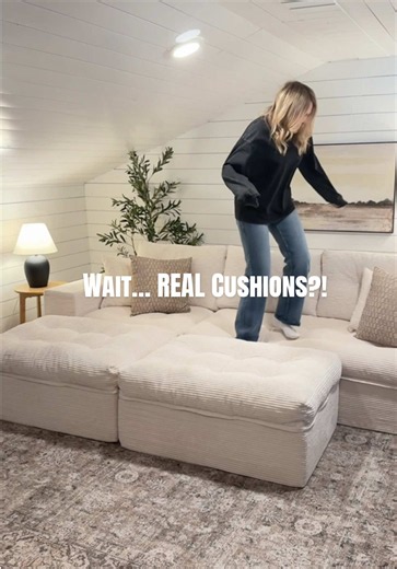 A boneless cloud couch with ACTUAL seat cushions and back cushions! 😍 No assembly required, oversized and comfortable, plus you can rearrange it to fit your space. Even better, the fabric is cat-friendly! 🐈 Available in multiple sizes and colors! #CloudCouch #BonelessCouch #DiscoverYourGift #TikTokShopBlackFriday #tiktokshopfalldealsforyou