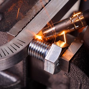 DIY Hammer Using Giant Bolt Thanks for watching! Please be aware that this video is for entertainment purposes only and techniques shown should not be attempted at home! | Science, Tech and Universe