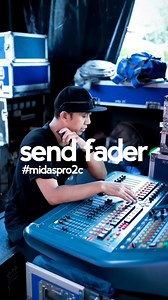 Video and Caption Credit - @robby_jamls SEND FADER MENGGUNAKAN MIXER MIDAS PRO 2C Berikut langkah-langkahnya : 1. Pilih AUX nomor berapa yang akan di SEND dan tekan 2. Tekan tombol FLIP sampai terlihat menyala 3. Lalu naikan FADER mana saja yang akan di SEND. Semoga selalu bermanfaat untuk yang belum tau 🙏🏻 #digico #studiolife #soundengineer #Midasm32 #liveeventproduction #reverb #audioboy #anybody #afrobeats #afrofusion #wavesaudio #hephzibahproductions #rupertneve #tubetechcl1b #bricastim7 #