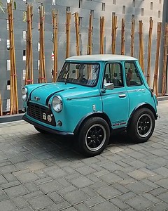 19M views · 107K reactions | Is that a mini...Mini? 藍勞 | Supercar Blondie | Facebook