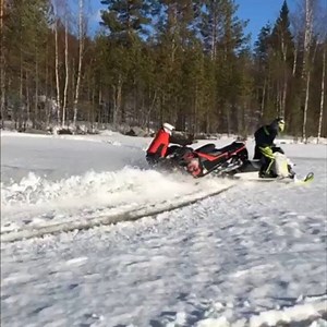 7.2K views · 44 reactions | @martingroning When the chain snaps and you need to get home路‍♀️ | Snowmobile Fails | Facebook