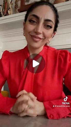 Mrs.YeLena | How do you know that your toddler is ready to be potty trained 🚽 . Potty training signs of readiness. #pottytraining #preschoolers... | Instagram