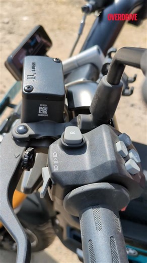 Here’s how the Reverse Mode works on the BMW CE 02. Curious? Watch now! Plus, the full ride review is live on YouTube—don’t miss it! #BMWCE02 #ElectricScooter #ReverseMode #EVTech | OVERDRIVE