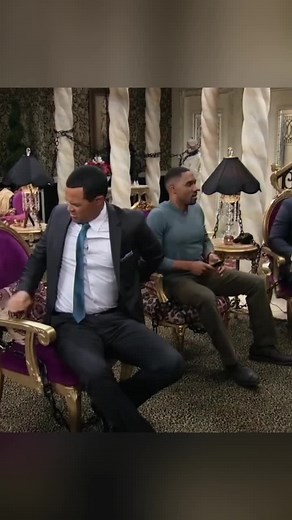 keisha cleanimg out richard and chaining up all his stuff final part we still hate her #tylerperry #forbetterorworse #3men #michealjaiwhite #tashasmith