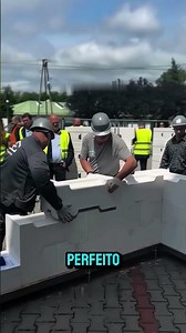 Adeus Cimento! A Casa de LEGO que fica pronta em 7 dias 🧱