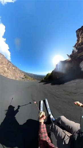 3K views · 35 reactions | Pyroclastic powder on Etna last week  #mtetna #blackpowder vc: @freeridevallescrivia #skiing | www.powderhounds.com | Facebook