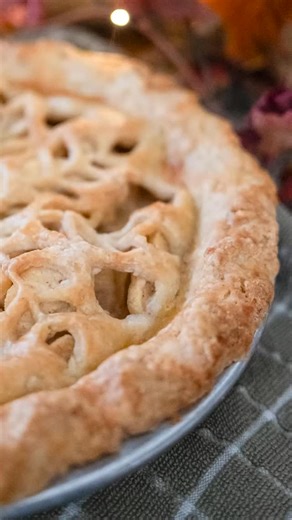 The ONLY pie crust I use! Quadrupled batch = 5 perfect 9-inch crusts (2 double-crust pies 1 single) in ONE bowl. Make it today, freeze it, and Thanksgiving is basically done! Full recipe below so you can save this reel! Flaky All-Butter Pie Crust (Makes 5 Crusts) INGREDIENTS: 5 cups (600 g) unbleached all-purpose flour 1 tsp salt ¼ cup (50 g) granulated sugar 2 cups (460 g | 4 sticks) salted butter, cold & cubed 6 Tbsp (90 g) ice water (initial amount but add more as needed) 4 tsp (20 g) white w