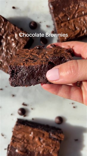 Fudgy Chocolate Brownie Recipe with Chewy Edges