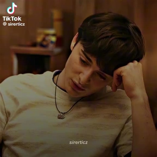 Stranger things fun club (@strangerthingsfanclub00)’s videos with original sound - Stranger things fun club