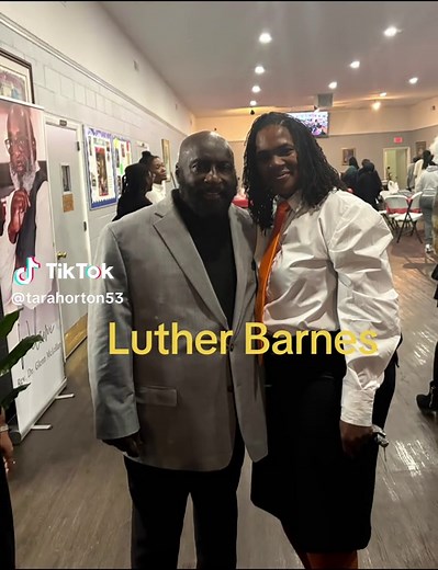 Tara Horton: Luther Barnes | Tribute Performance