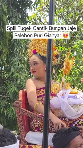 Bak putri kerajaan 😍 Cantik banget 😍 bungan jaje pelebon Puri Agung Gianyar