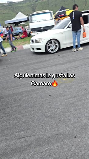 Amor por los Camaros: Pasión Automotriz en Yaguarcocha