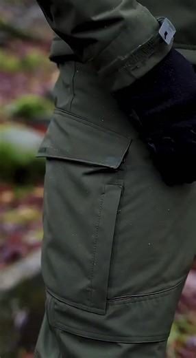 Built for the Extremes. | Waterproof & Windproof Softshell Jacket & Pants Set – 5XL Heavy-Duty Insulated Workwear. #WaterproofWorkwear #SoftshellSuit #HeavyDutyJacket #5XLWorkClothes #WinterWorkGear