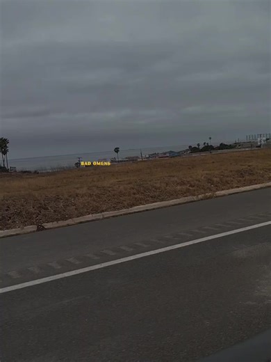 We will make amends 'Til then I'll just pretend 🖤🪞✨ #badomens #justpretend #lyrics #fyp #lyricsvideo