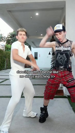 Sugar vs Spice Dance Battle: Who Won?