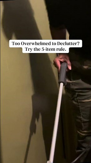 Set a timer for 5 minutes. In one room find 5 things to throw away, 5 to donate, and 5 to #organize