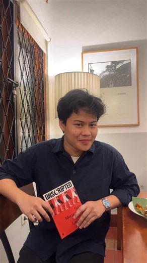 Penerbit Bukune on Instagram: "Emang siapa sih penulis buku “Unscripted: Seni Merayakan Salah Langkah” ?! 🙂‍↔️ 🗓️Pre-order: 14-17 Februari 2026 🛒 Pesan melalui: https://linktr.ee/POUnscripted #unscipted #senimerayakansalahlangkah #buku #farhan"