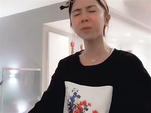 邓紫棋 ：so easy