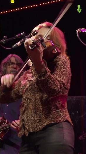 The SteelDrivers - "Booze and Cigarettes" (live on eTown)