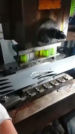 how to drill a hole in a steel plate