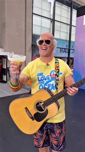 It’s 5 o’clock somewhere 🍹 (it’s 8am and 45 degrees) | Today Show