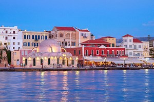 Explore Chania Old Town And Venetian Port! - Cretico Blog