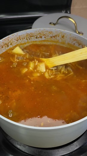 Delicious Fideo with Ground Beef and Potatoes Recipe