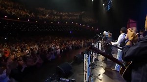 193K views · 4.9K reactions | Barry Gibb - Grand Ole Opry Live - July...