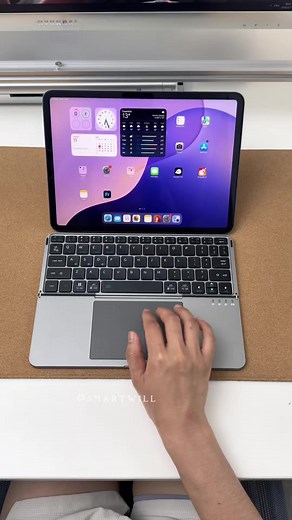 3-in-1 Foldable Keyboard: Mouse & Case