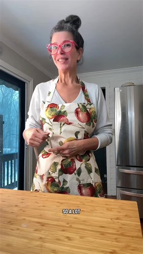 Simple Macaroni And Cheese Recipe. No tricks. No trends. Just comfort on a plate. Some nights call for nothing more than this. #macandcheese #simplerecipe #cooking | Iléna Tovia