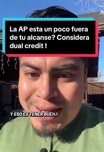 ¿Sientes que las clases AP son demasiado pesadas o el estrés del AP Exam te está ganando? 😰 ¡No eres el único! Existe una alternativa estratégica que muchos estudiantes no aprovechan: los cursos de Dual Credit (Crédito Dual). 💡 Si el ritmo de Advanced Placement te parece agotador, el Dual Credit puede ser una opción un poco menos rigurosa porque no dependes de un solo examen nacional de alta presión para ganar tus créditos universitarios. Sin embargo, ¡no te confundas! 🛑 Para tener éxito en D