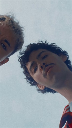 Ian Cater on Instagram: "“MENTIR” - Ian Cater, Ale Mirada ft. Palu Sirvén Videoclip Oficial disponible en youtube Dirección: Miguel Vardé @miguevarde Producción: Manuela Ramos @mmanuramos Dirección de Fotografía: Lucía Spiller @luspiller Dirección de Arte: Julieta Salcedo @julietasalcedo_._ AD: Tomás Alfiz @tomasalfiz Dirección Creativa: Miguel Vardé y Tomás Alfiz Gaffer: Ramiro Belmonte @ramabelmonte_ Eléctrico: Diego Costilla @diegoocostilla Cámara: Felipe Gaggero @feligag 1AC: Gabriel Iskanda