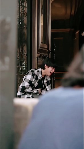 Cada día nos demuestra el increíble actor que es 🤧🥺✨ #kinnporschetheseries #kinnporsche #kimporchay #kimporschay #kimchay #mycode #barcodetinnasit #barcodetin #jeffbarcode #jeffsatur #blthailand #bltiktok #blthai #worakamonsatur